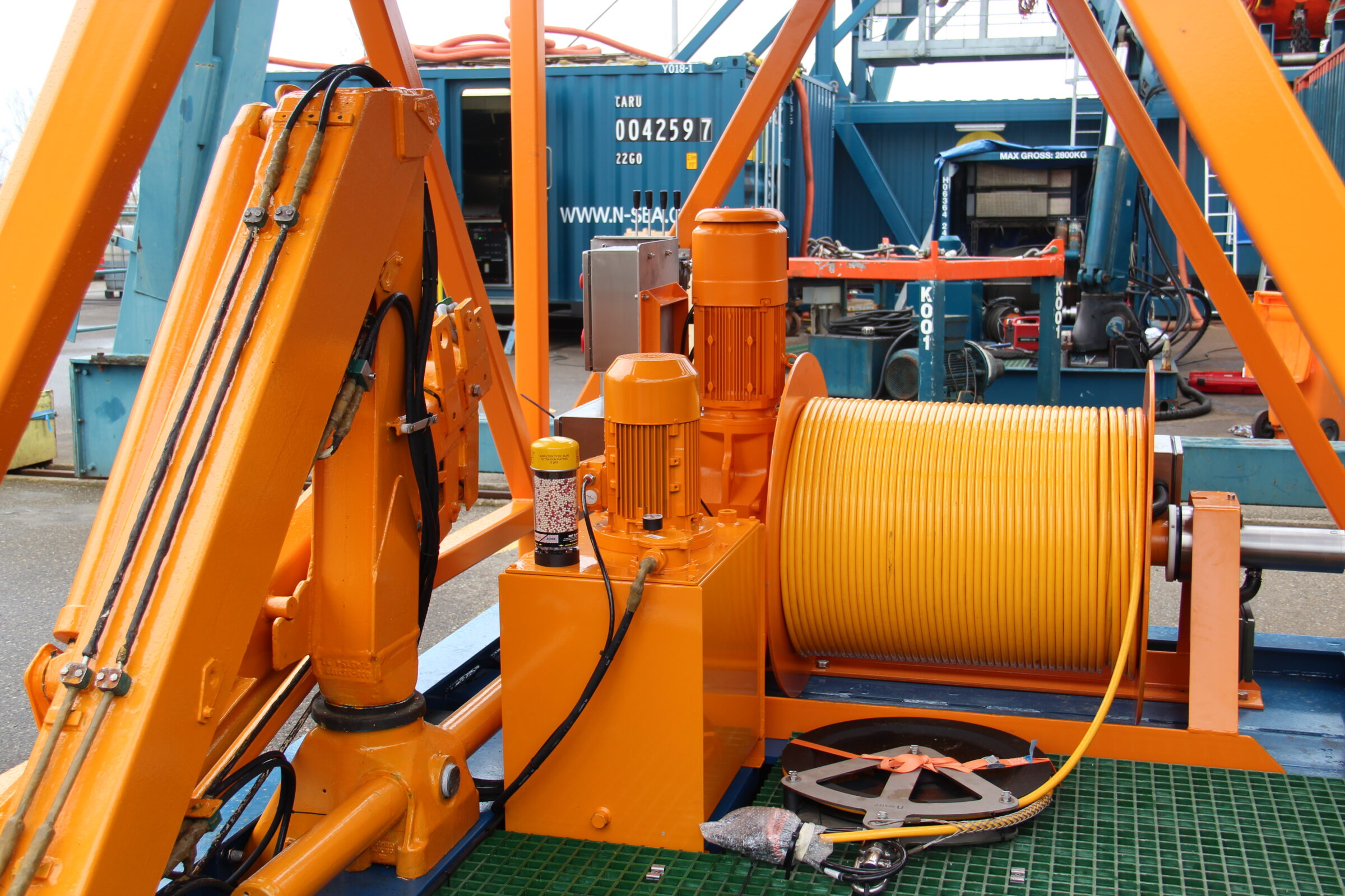 Hydraulical winches Winches & launching systems Seatec